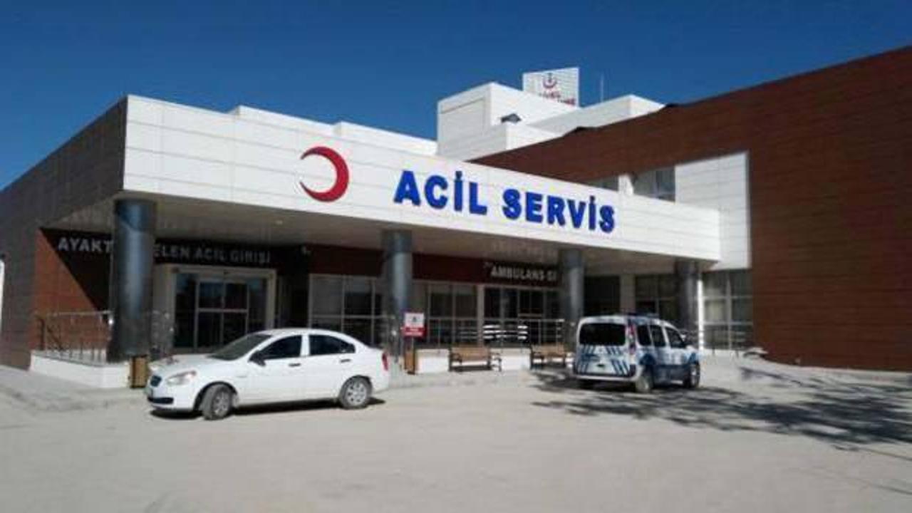 Denizli'de 70 öğrenci zehirlenme şüphesiyle hastaneye kaldırıldı