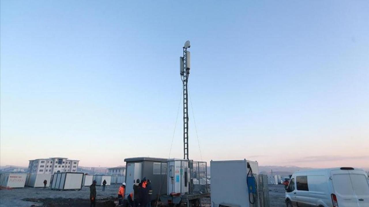 Deprem bölgesindeki haberleşme altyapısı güçlendiriliyor