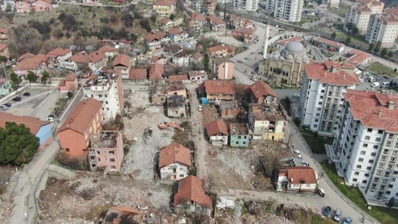 Deprem sonrası kentsel dönüşüm çalışmaları hızlandırıldı