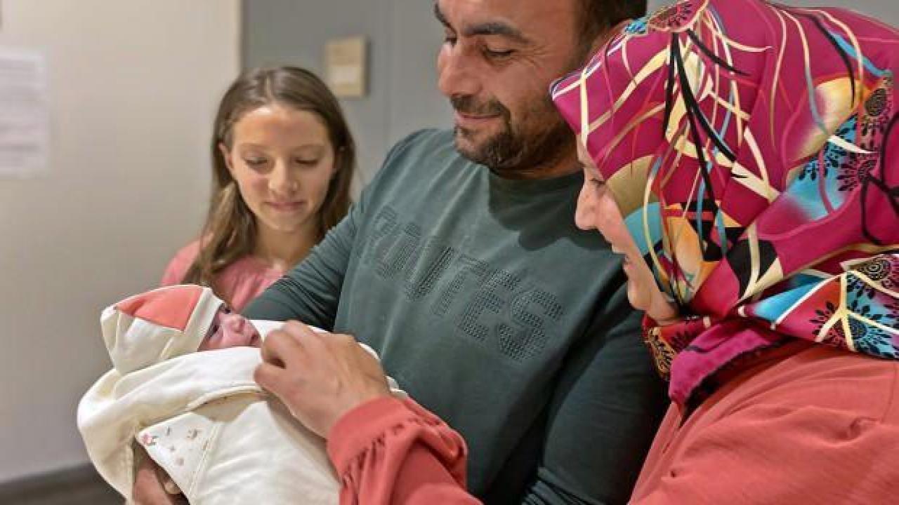 Depreme kuvözde yakalanan Belinay bebek DNA testiyle ailesine kavuştu