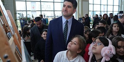 DEPREMZEDE ÇOCUKLAR ÇİZDİ GÖRENLER DUYGULANDI ‘’ENKAZDAN UMUDA” SERGİSİ ATAŞEHİR’DE