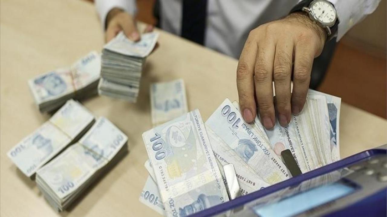 Devlet ile vatandaşın BES’teki birikimi 300 milyar liraya koşuyor