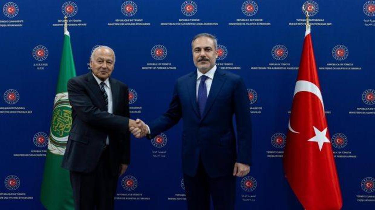 Dışişleri Bakanı Fidan, Arap Birliği Genel Sekreteri Ebu Gayt'ı kabul etti