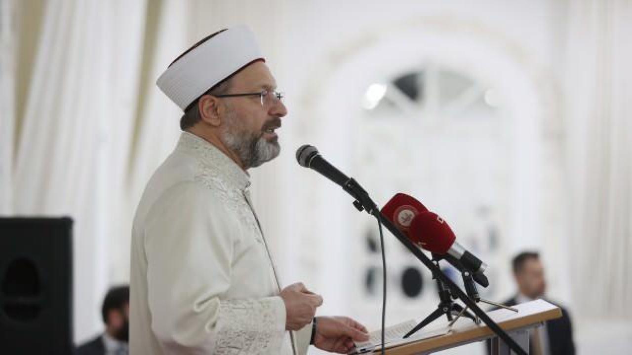 Diyanet İşleri Başkanı Erbaş, Brüksel’deki Türk STK’lar ile iftar yaptı