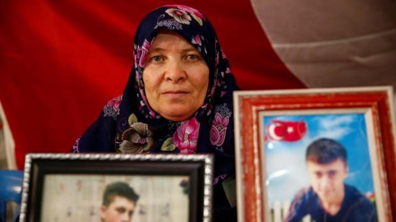 Diyarbakır annelerinden evlatlarına 'teslim ol' çağrısı