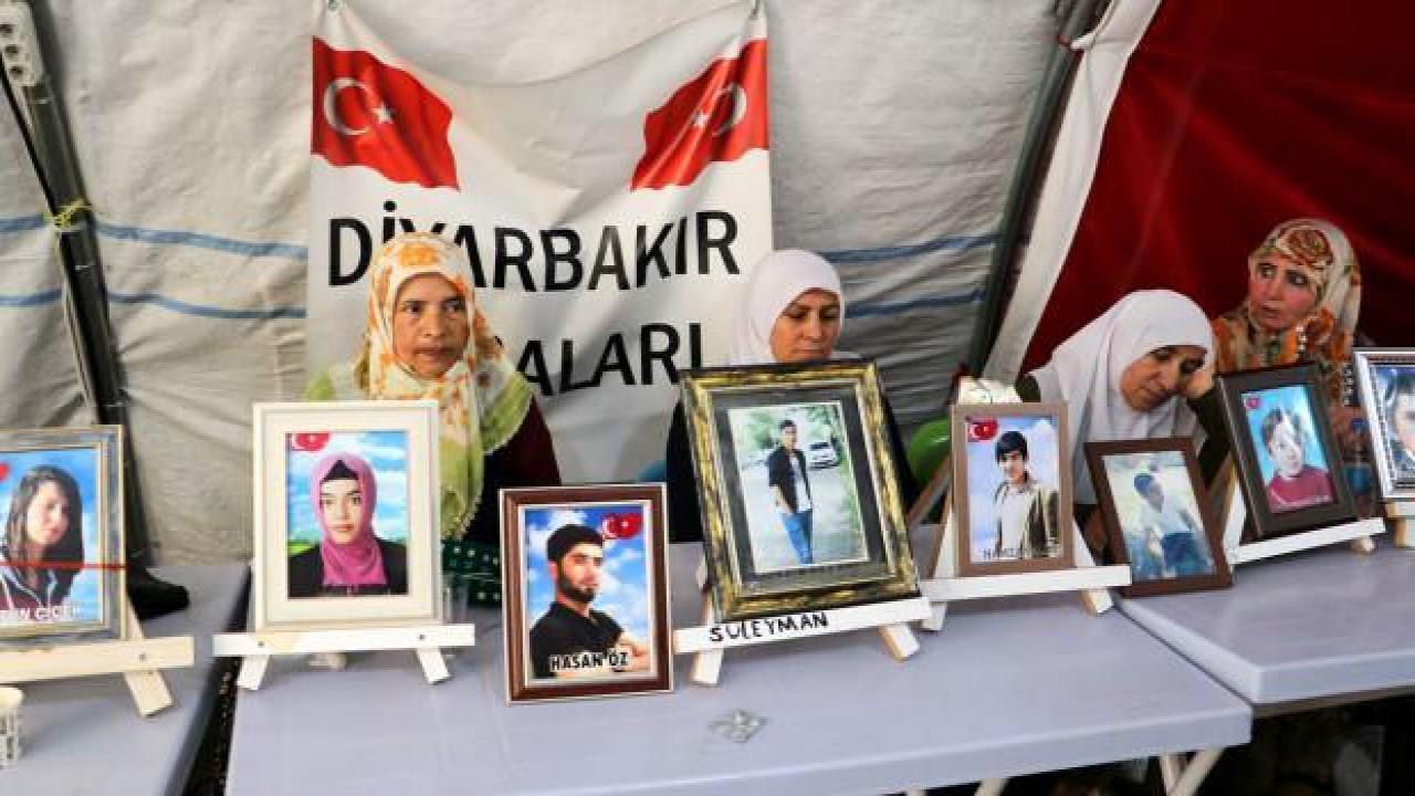 Diyarbakır annelerinin evlat nöbeti kararlılıkla sürüyor