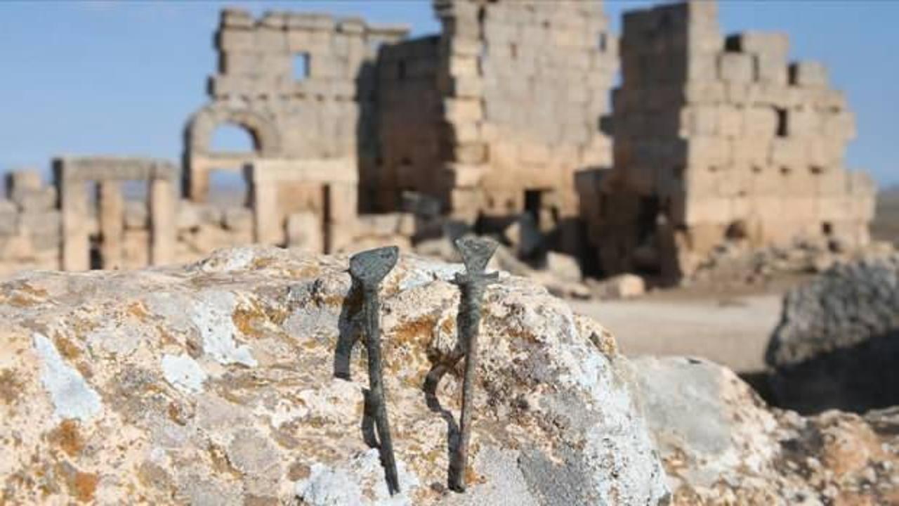 Diyarbakır'daki Zerzevan Kalesi'nde 1800 yıllık ameliyat aletleri bulundu
