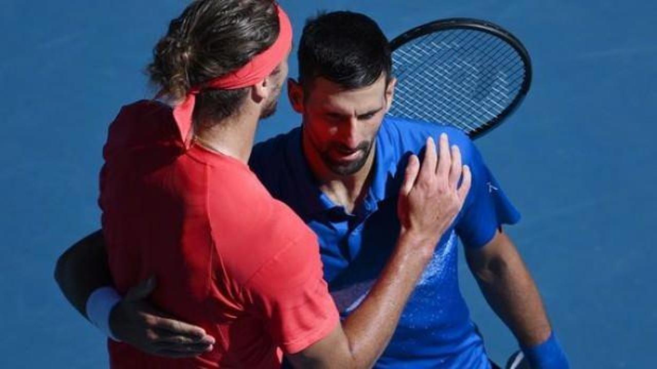 Djokovic maçtan çekildi! Avustralya'da ilk finalist Zvrerev