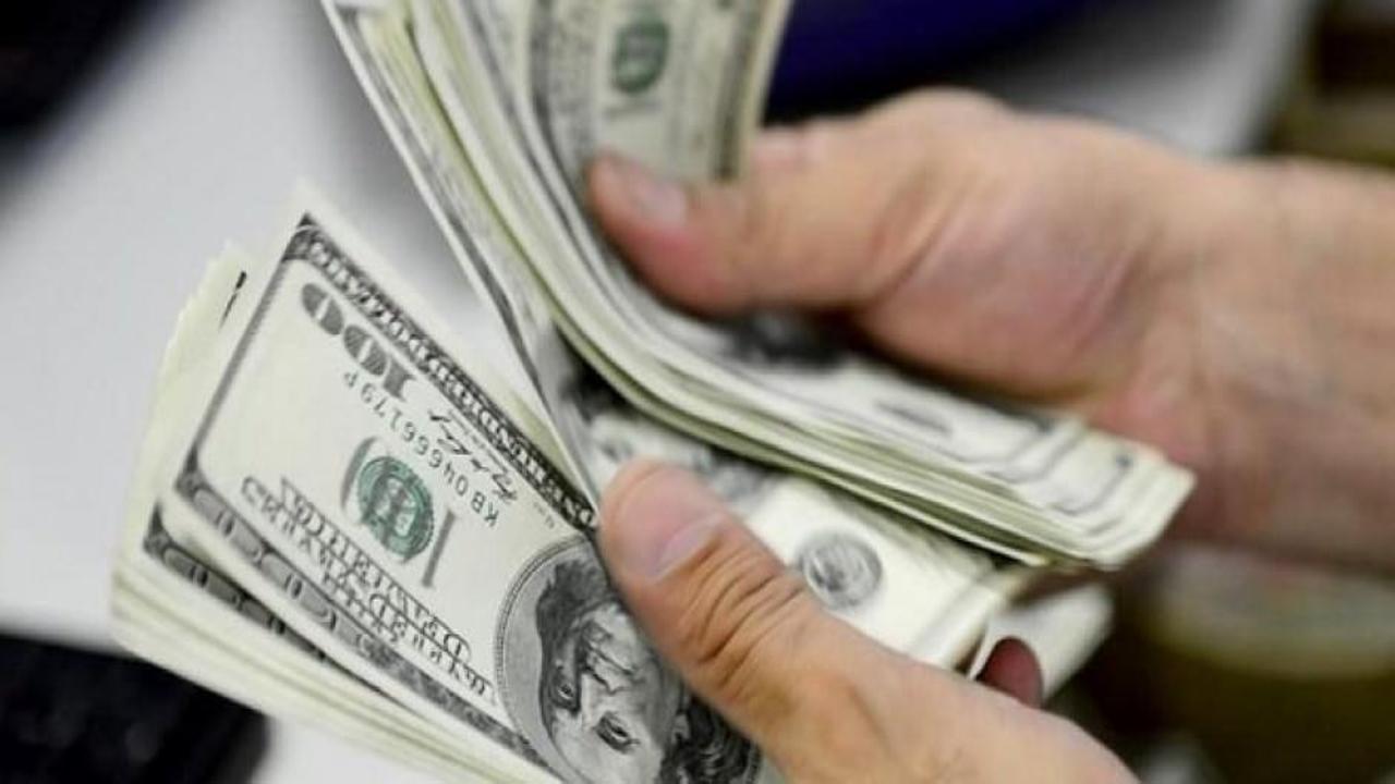 Dolar 27 liranın üzerinde, avro 29 lira sınırında