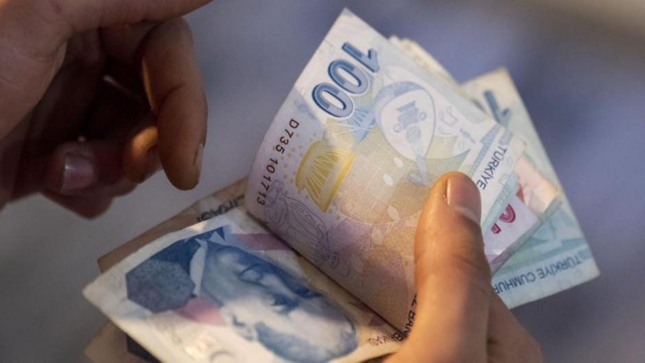 Düğünde BES takısı