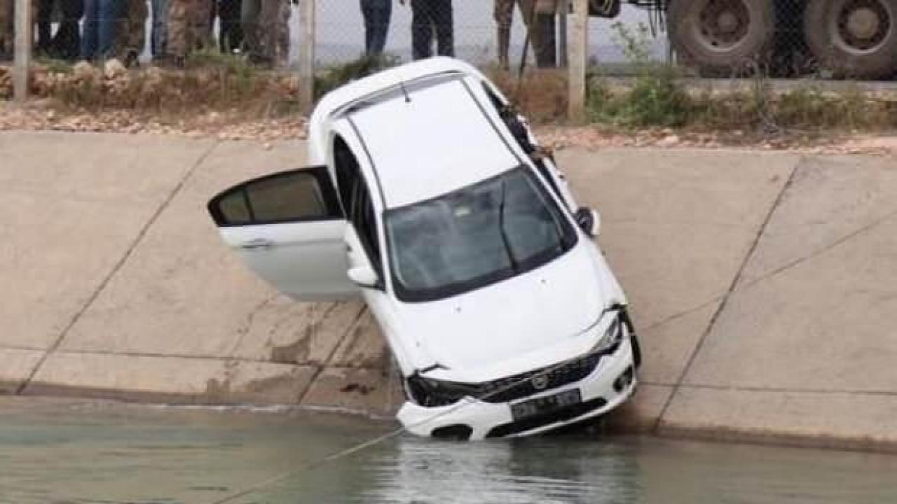 Düğüne gidenlerin otomobili kanala uçtu; 2 ölü, 1 yaralı, 1 kayıp