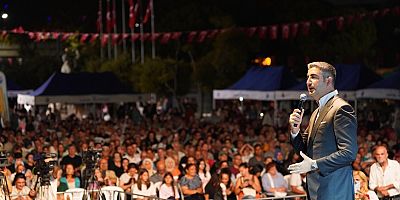 Dünya Kültürleri Kartal’da Buluştu: 4. Halk Oyunları Festivali Başladı