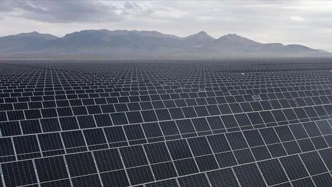 Dünyada bu yıl güneş enerjisi kurulumlarında rekor büyüme bekleniyor
