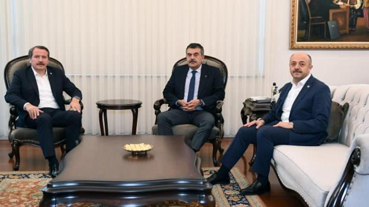 Eğitim-Bir-Sen Başkanı Yalçın, eğitim çalışanlarının sorunlarını Bakan Tekin'le görüştü