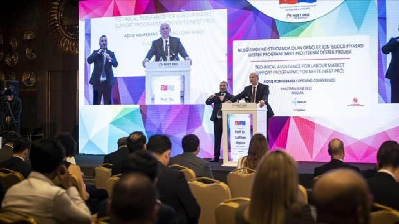 Eğitimde ya da iş gücünde yer almayan gençler için destek programı