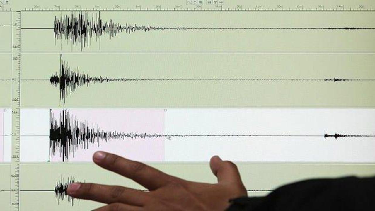 Ekvador'da 5,5 büyüklüğünde deprem