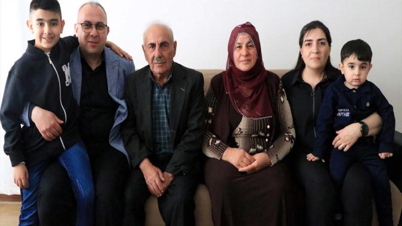 Elazığ'da depremzedeler bayramı yeni konutlarında geçiriyor!