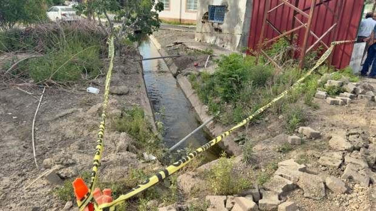 Elektrik akımına kapılan anne ile kızı feci şekilde can verdi