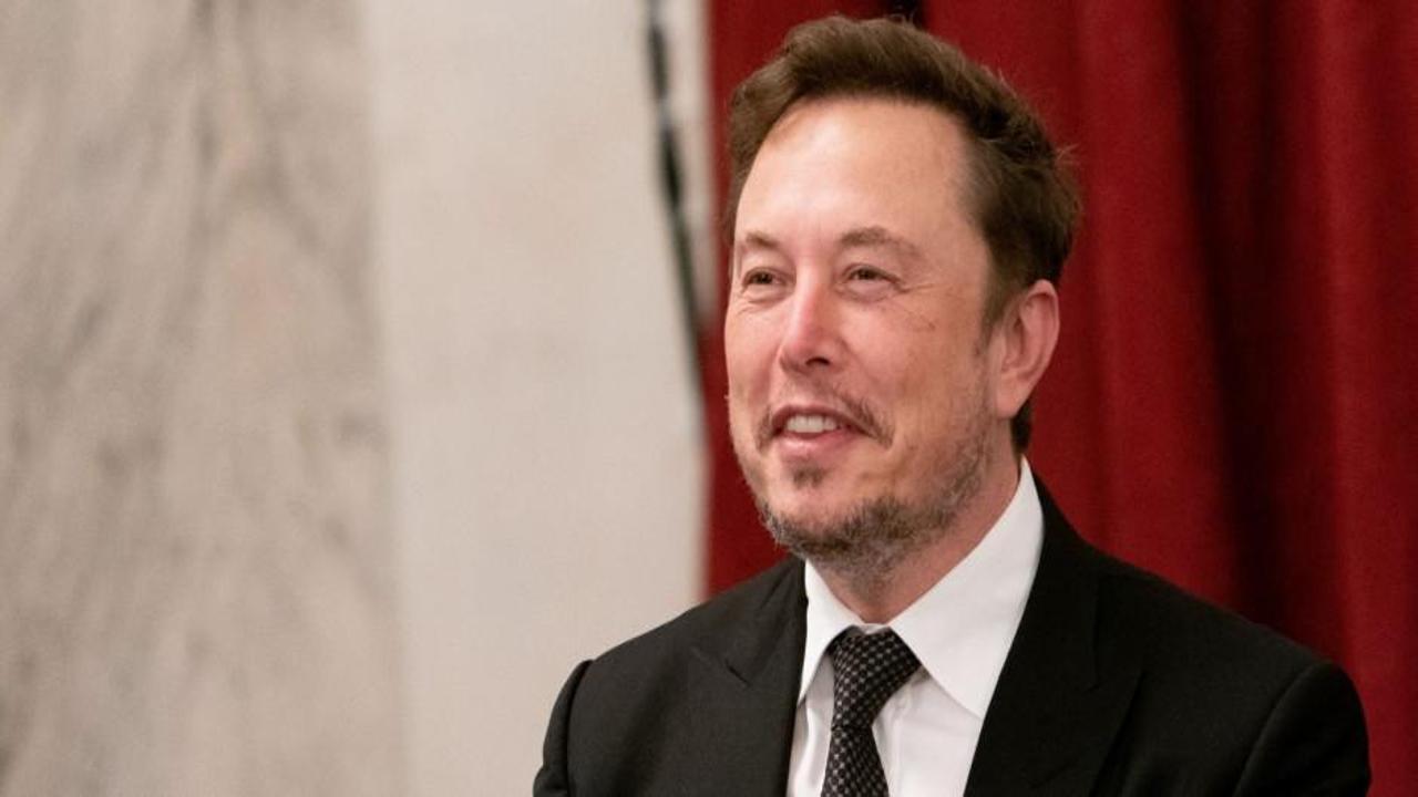 Elon Musk'tan yeni karar: Tüm dünyaya ücretsiz verecek