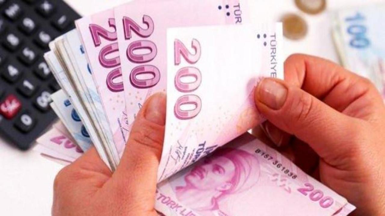Emekliye seyyanen zam gelecek mi? AK Parti'den açıklama geldi