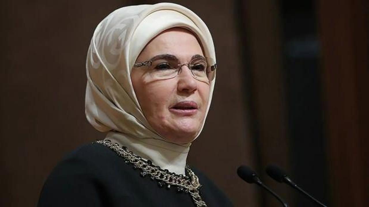 Emine Erdoğan'dan Dünya Ebeler Günü paylaşımı