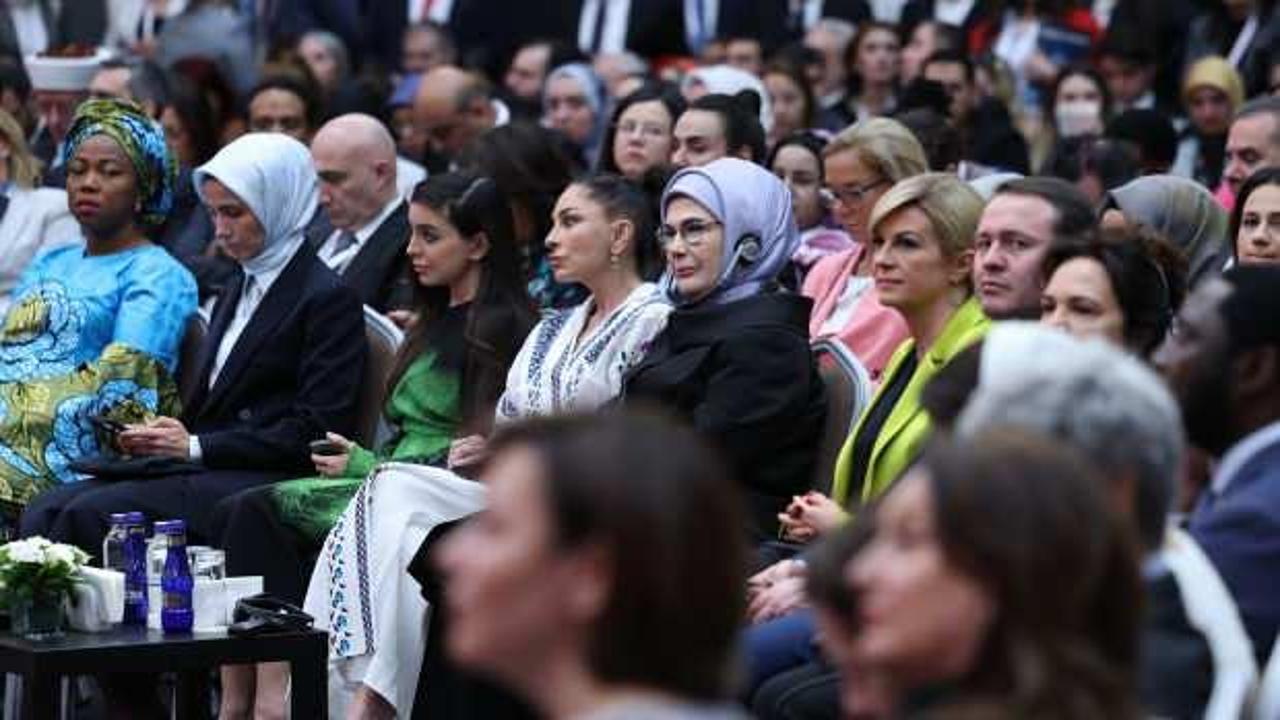 Emine Erdoğan'dan insanlık için çağrı: Çatışma ve savaşı kaldıracak mecali kalmamıştır!