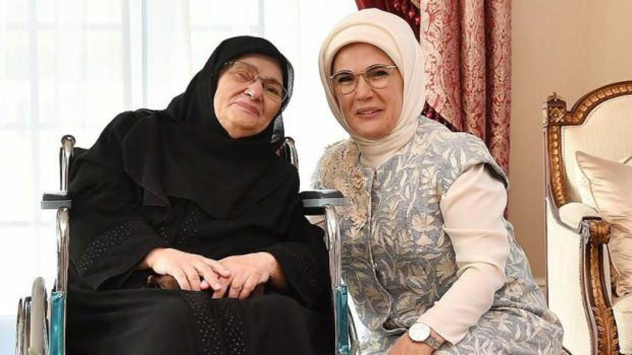 Emine Erdoğan'dan Şule Yüksel Şenler paylaşımı