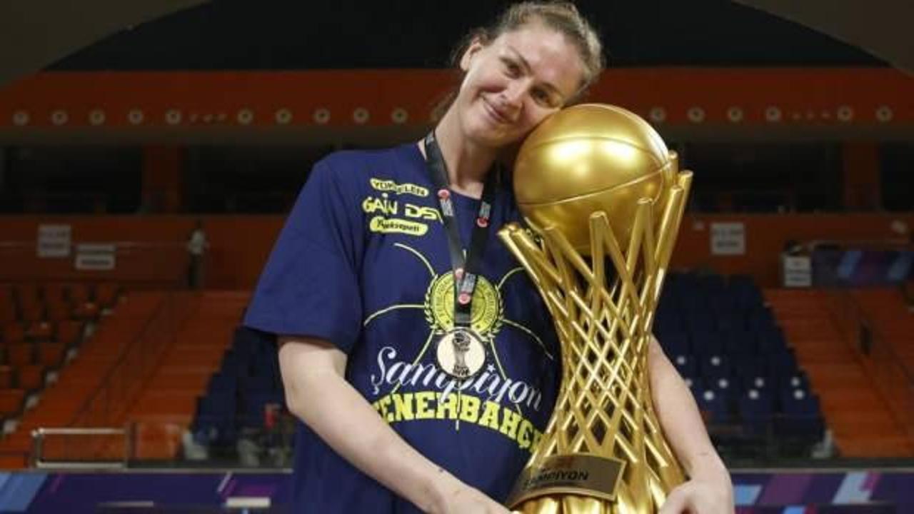 Emma Meesseman, Fenerbahçe ile sözleşme yeniledi