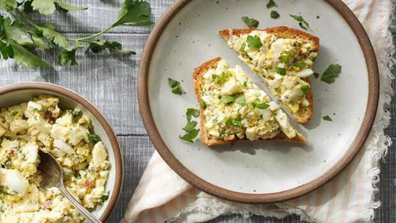 En iyi yumurta salatası tarifi, nasıl yapılır?