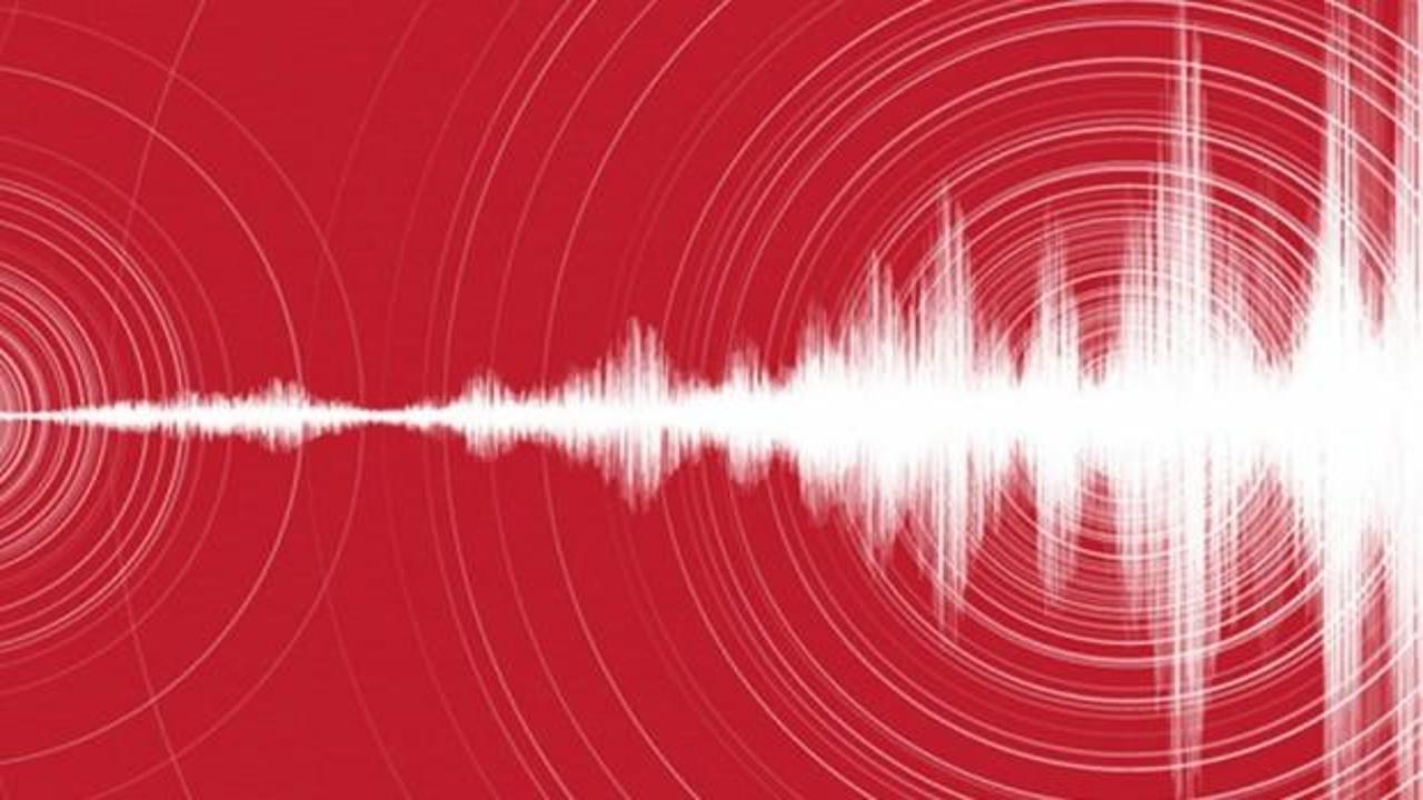 Endonezya'da 6,1 büyüklüğünde deprem!