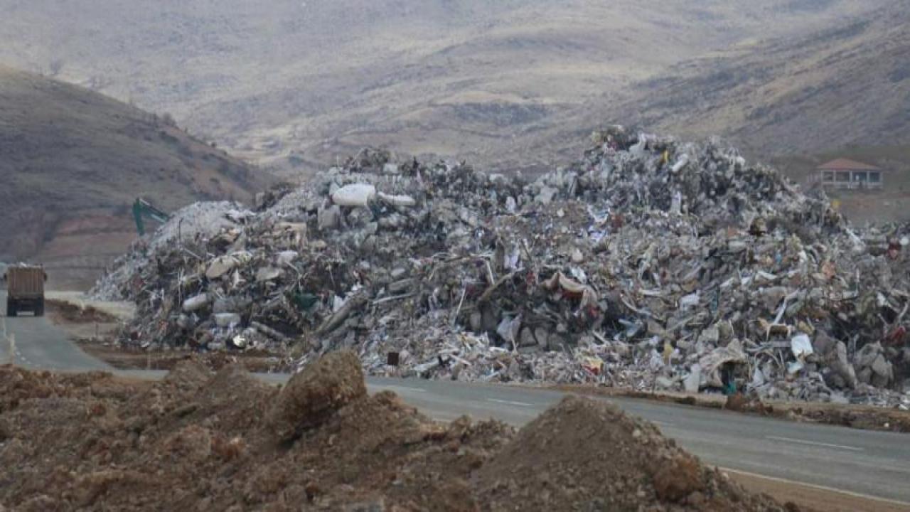 Enkazların molozları ekonomiye kazandırılacak