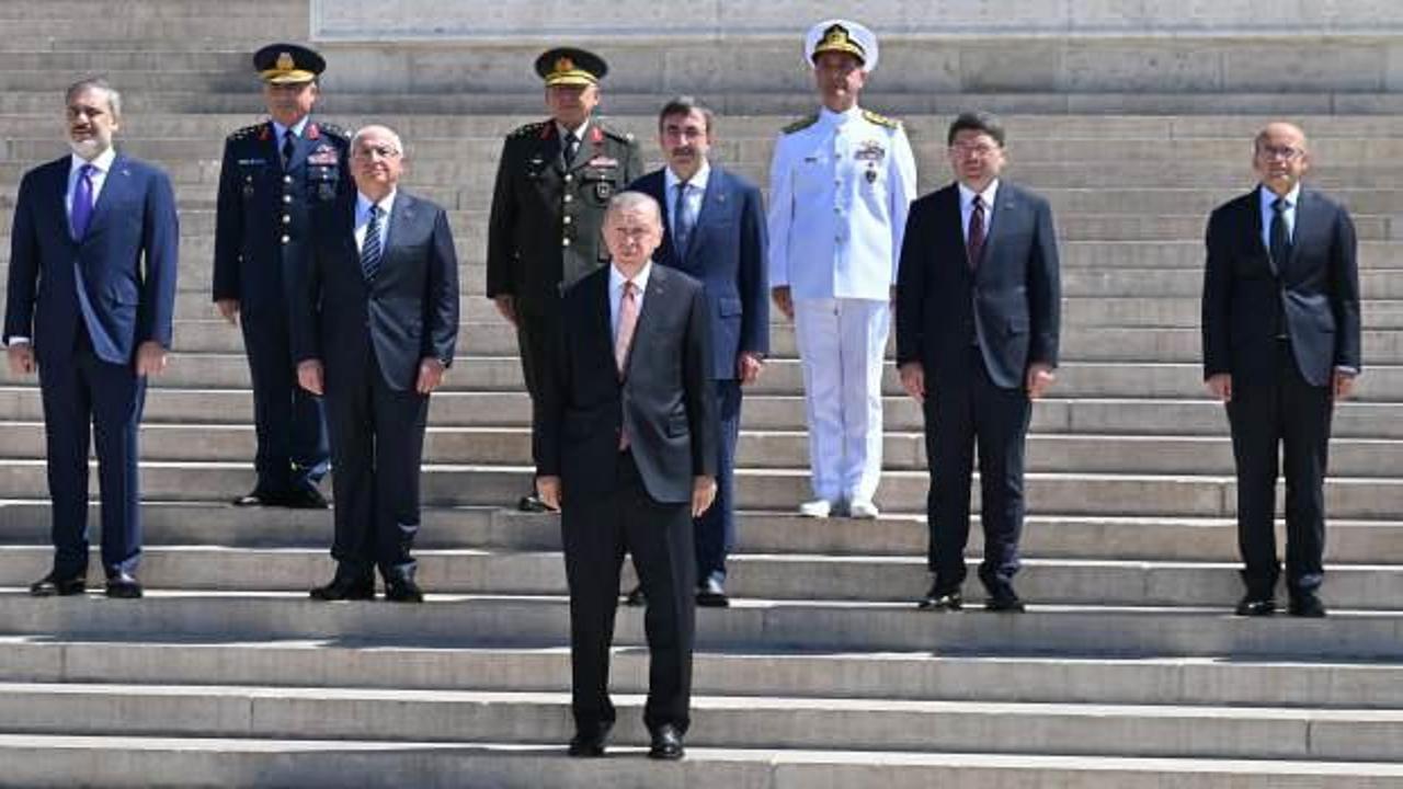 Erdoğan ve YAŞ üyeleri Anıtkabir'de