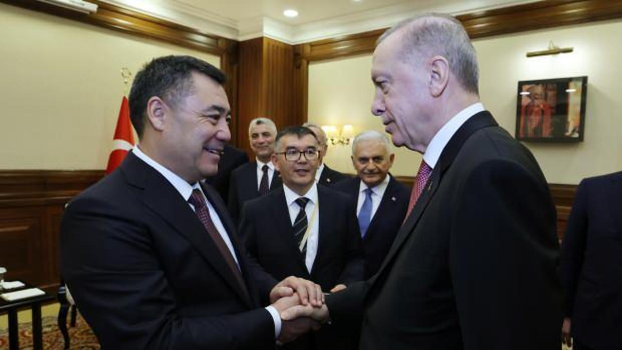 Erdoğan'ın uçağı Kazakistan'a indi