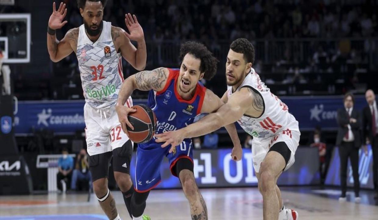 Erteleme maçında Anadolu Efes, Bayern Münih'i devirdi
