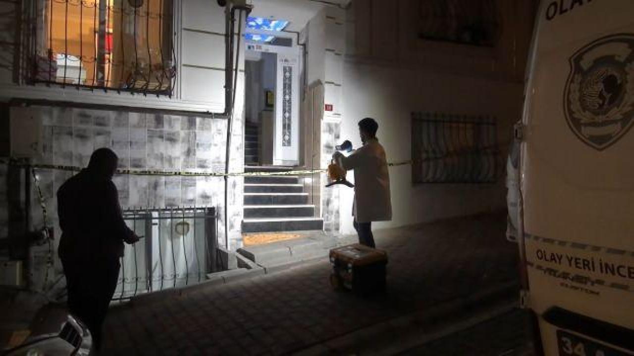 Esenyurt'ta gasp şüphelisi polisten kaçarken çatıdan düştü