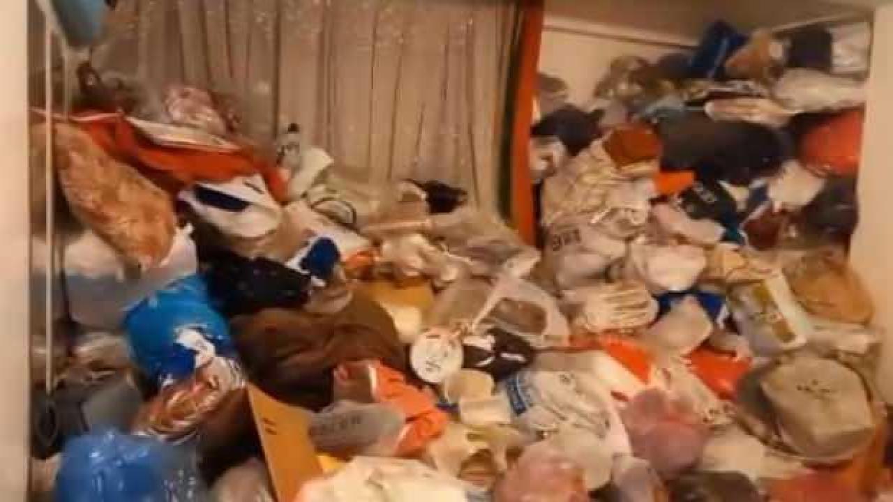 Evden 16 kamyon çöp çıktı