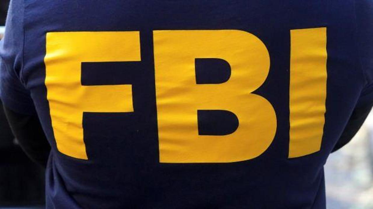Evinde gizli bilgiler bulunduran eski FBI analistine 46 ay hapis