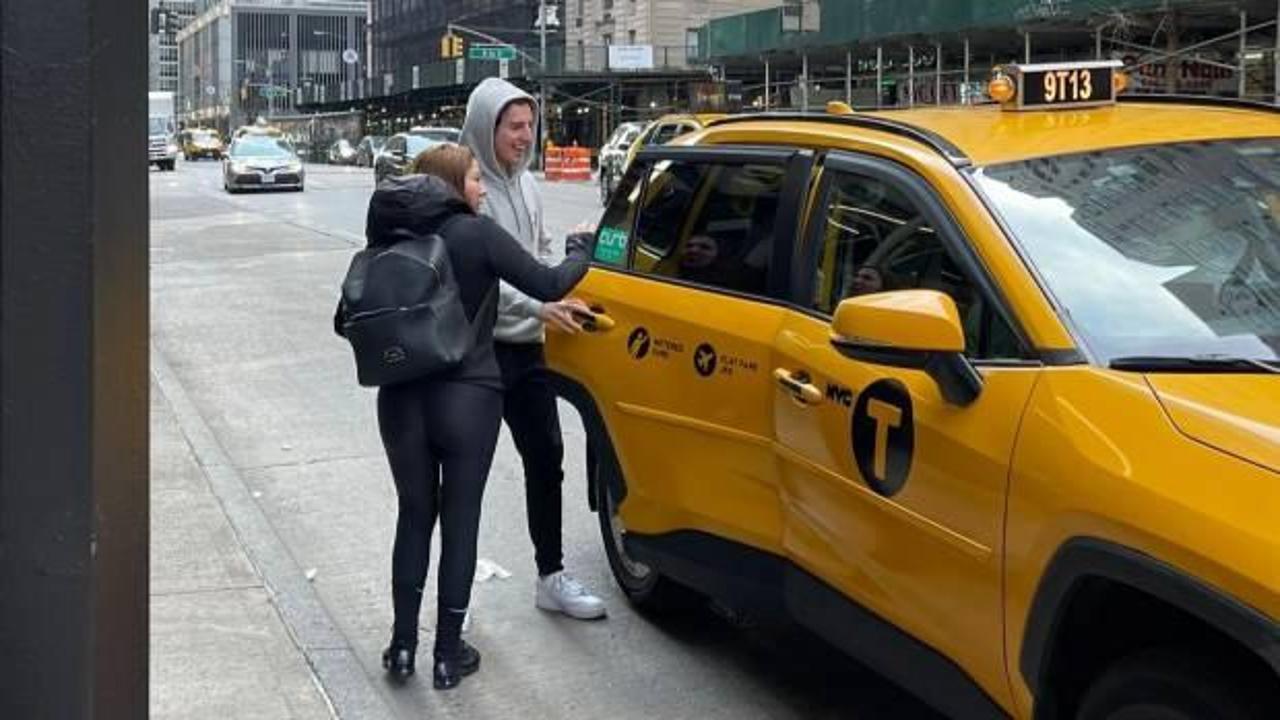 Eylem Tok ve oğlu New York'ta görüntülendi!