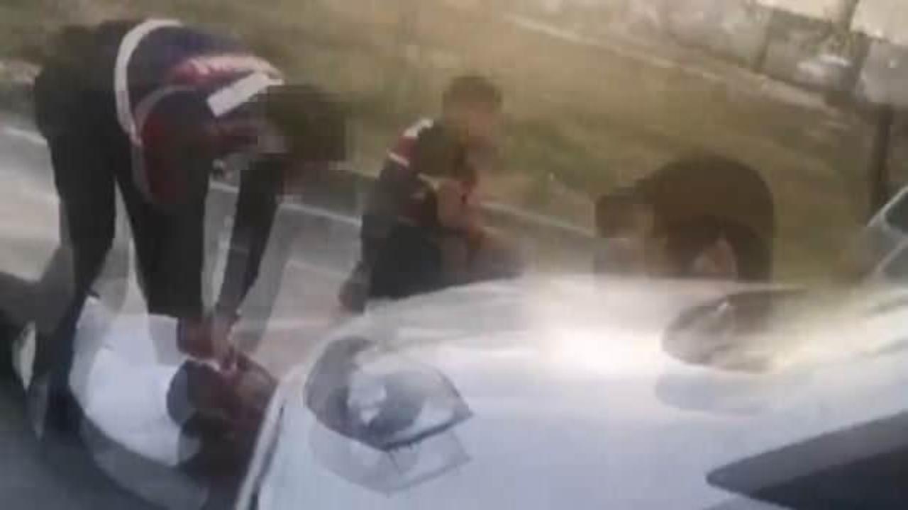 Eyüpsultan'da silah kaçakçılığı operasyonu: 9 gözaltı