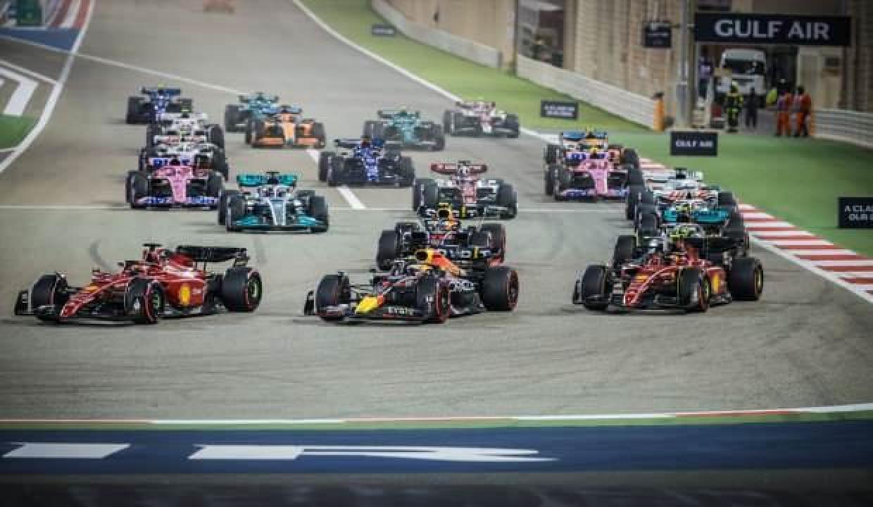 F1 Bahreyn Grand Prix'sinde ilk iki sıra Ferrari'nin