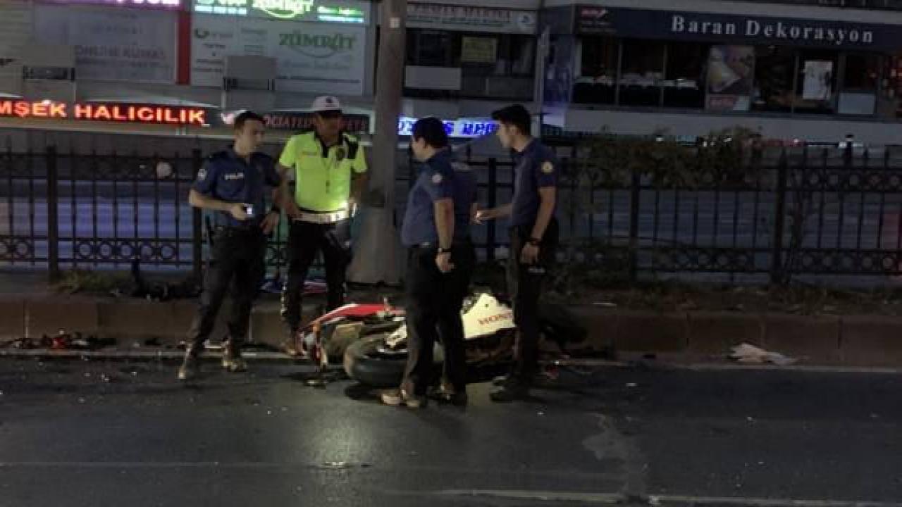 Fatih’te otomobille motosiklet çarpıştı: 1 ölü, 1 yaralı