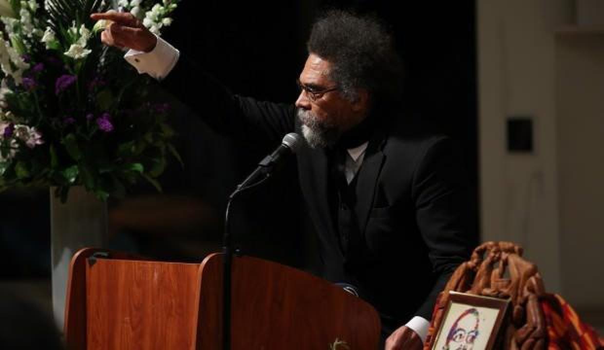 Felsefe Profesörü Cornell West'in Malcolm X hakkında sözleri törene damga vurdu