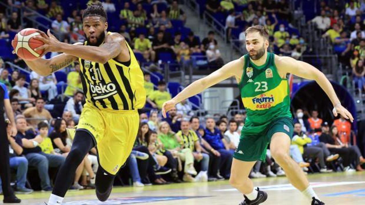 Fenerbahçe Beko seride 1-0 öne geçti!