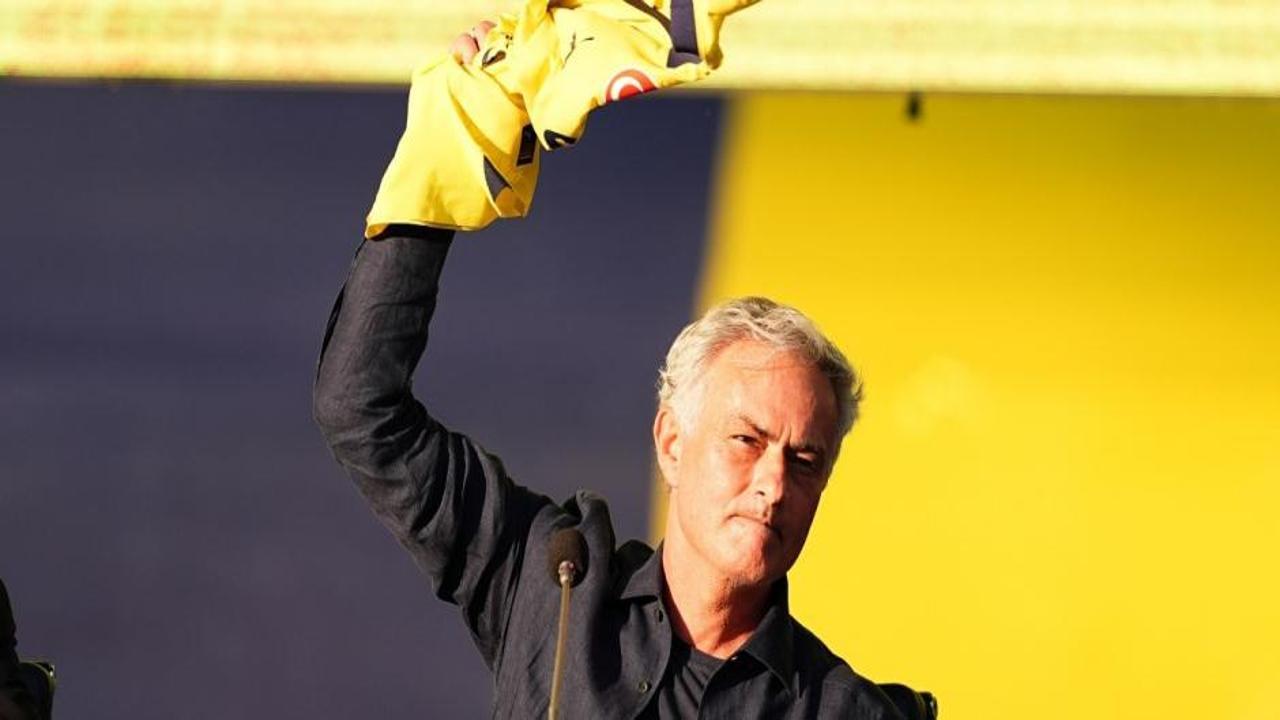 Fenerbahçe hisselerinde Mourinho heyecanı