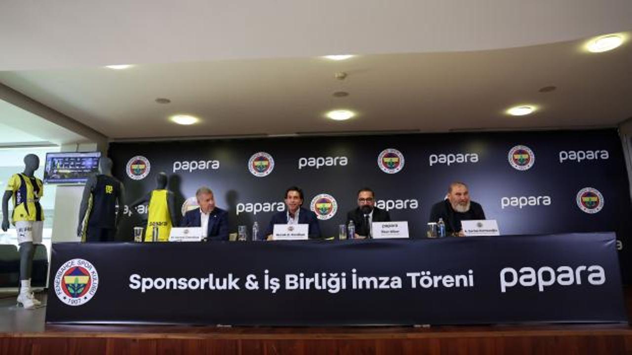 Fenerbahçe, Papara ile 3 ayrı forma sponsorluğu anlaşması imzaladı