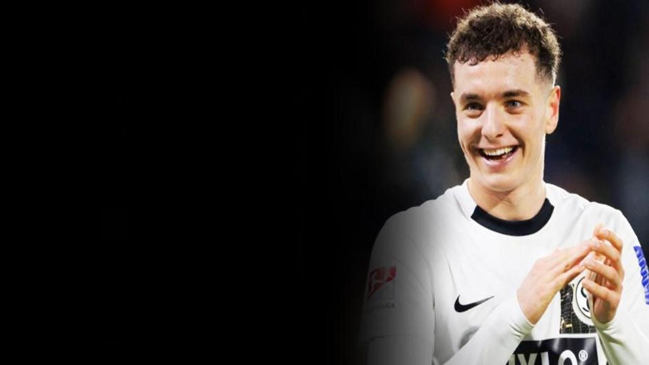 Fenerbahçe'de Cenk Tosun'un yerine kule forvet