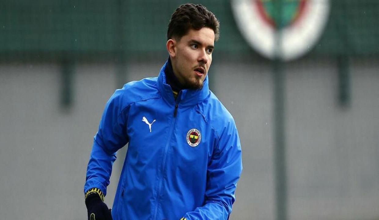 Fenerbahçe'de Ferdi Kadıoğlu gelişmesi!