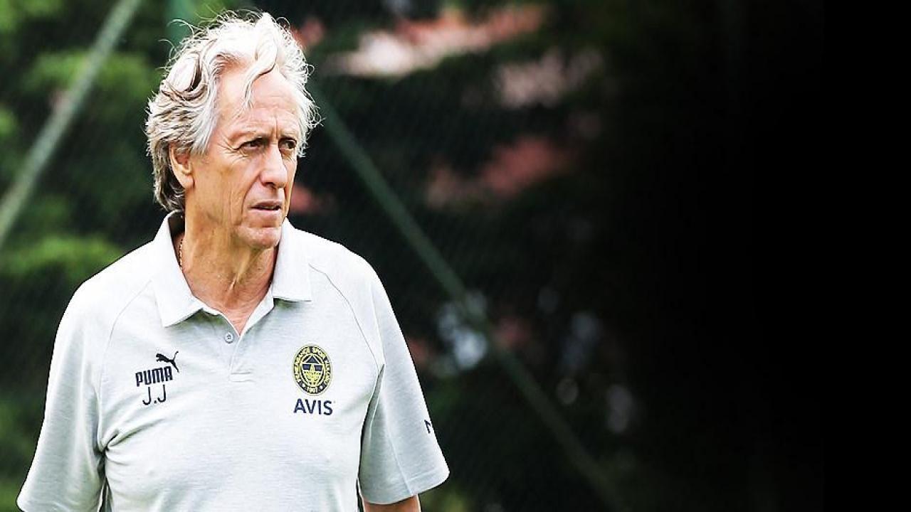 Fenerbahçe'de Jorge Jesus'un zor tercihi!