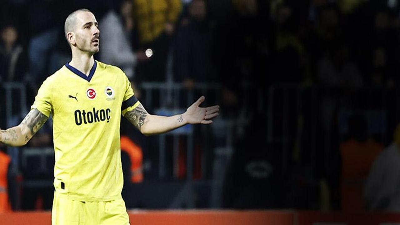 Fenerbahçe'de kriz! Yıldız isim ayrılık kararı aldı