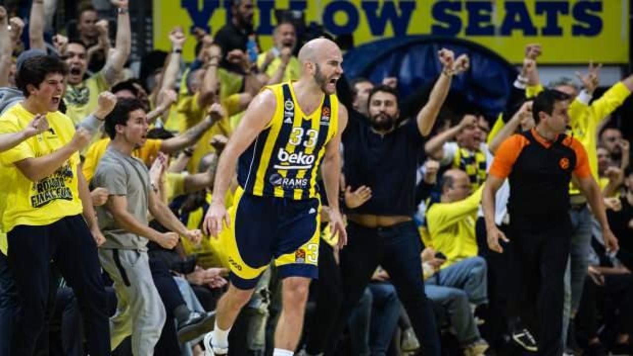 Fenerbahçe'de yaprak dökümü! Ayrılıklar peş peşe